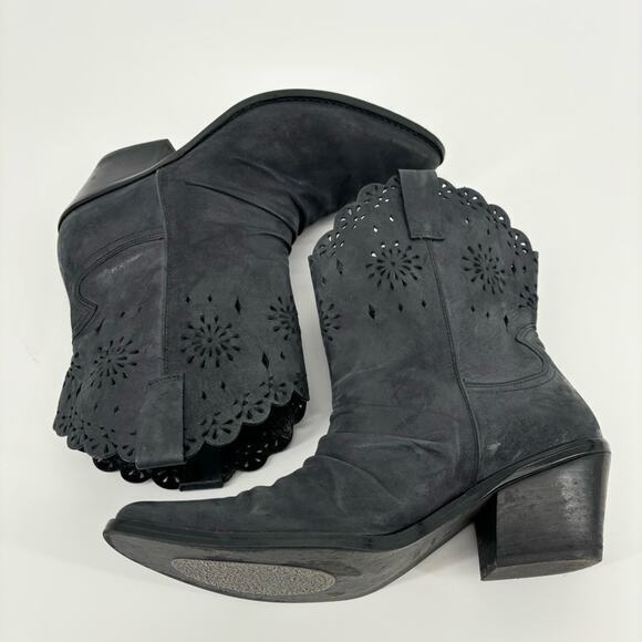 Guess Western Cowboy Boots Size 8.5 Short Ankle Laser Lace Cutout Dark Gray - Picture 6 of 8